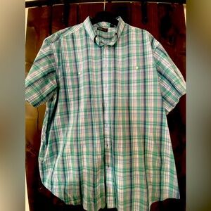 Roundtree and York short sleeve button down